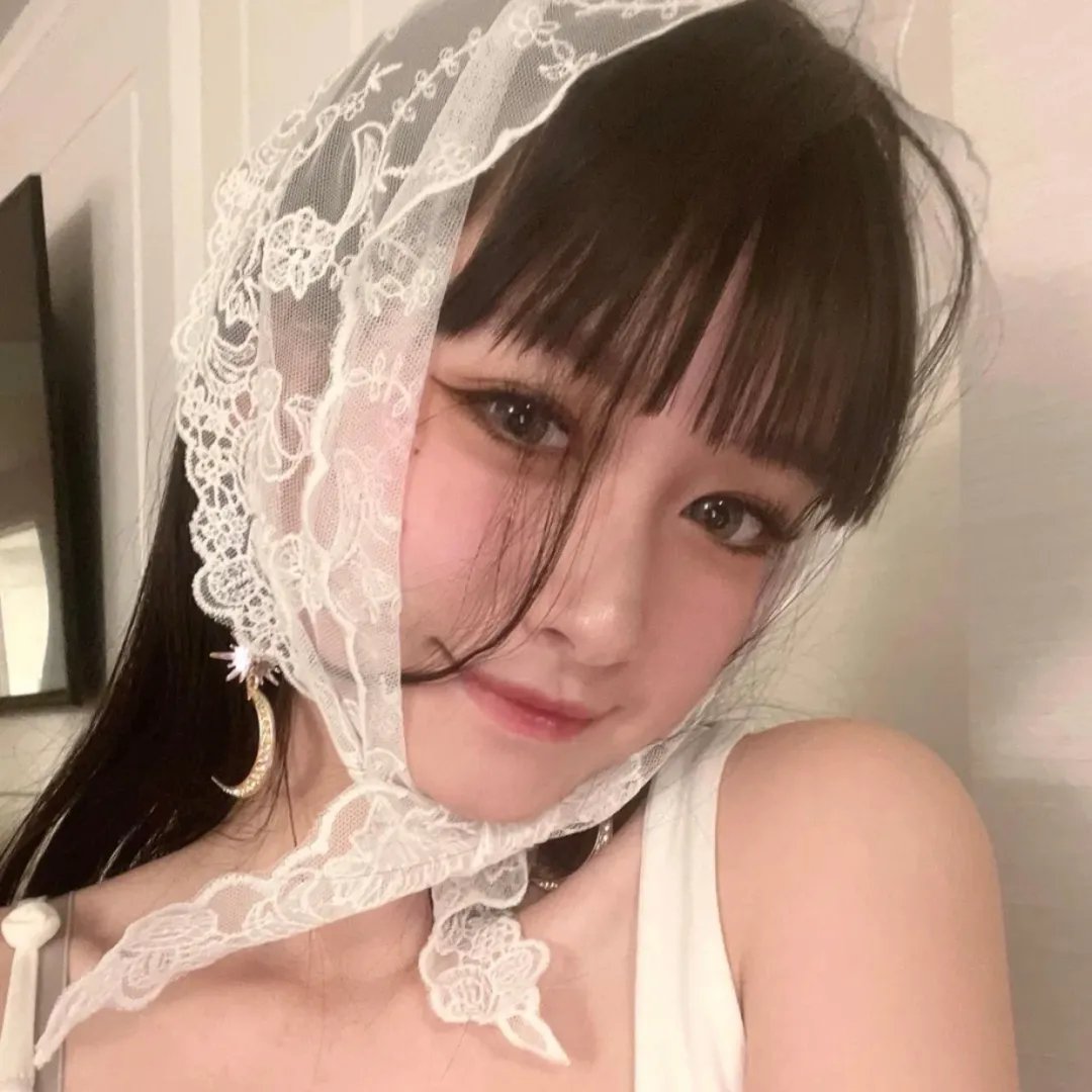 黄色